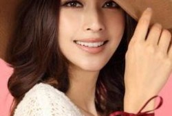 明星大爆料戚薇视频,揭秘明星幕后生活点滴